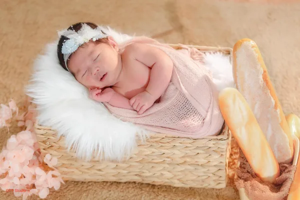 Chụp ảnh newborn