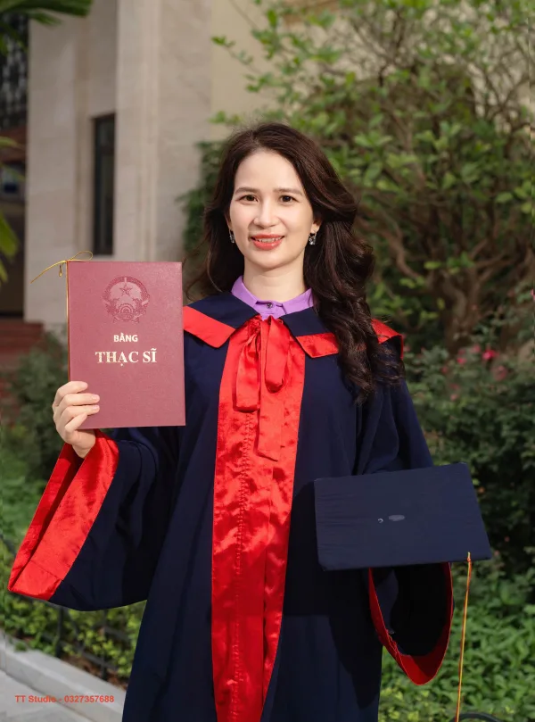 Ảnh tốt nghiệp sau Đại Học