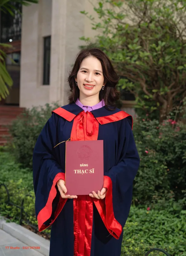 Ảnh tốt nghiệp sau Đại Học