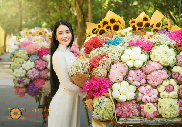 Một chút thơ giữa phố phường