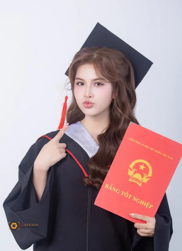 makeup kỷ yếu