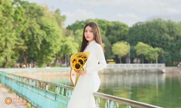 Xe hoa mùa thu Hà Nội