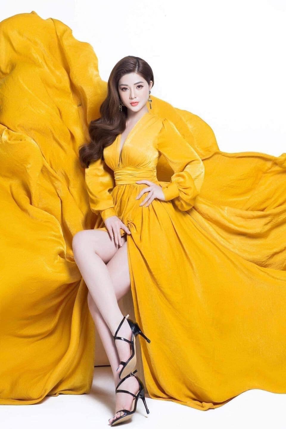 Váy dạ hội