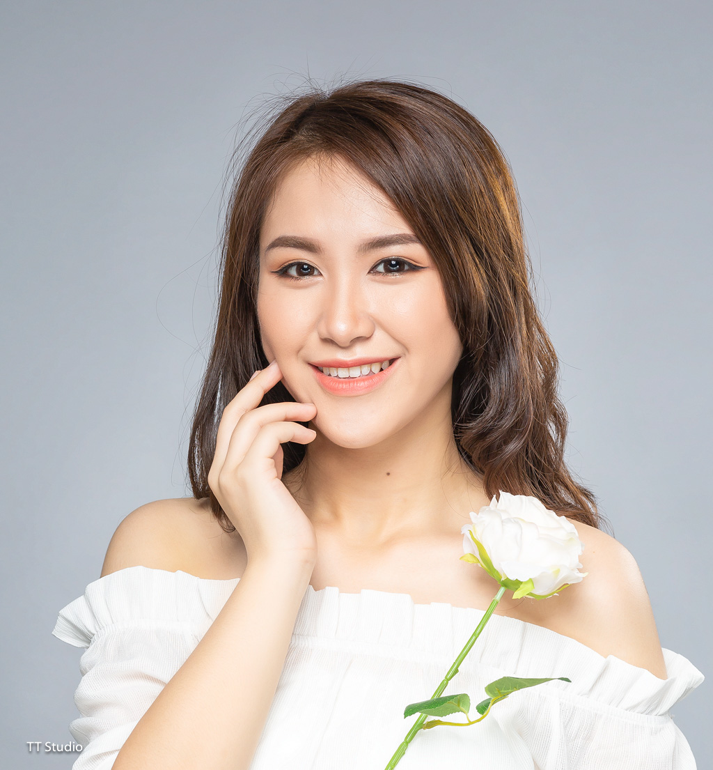 Chụp ảnh beauty studio. 