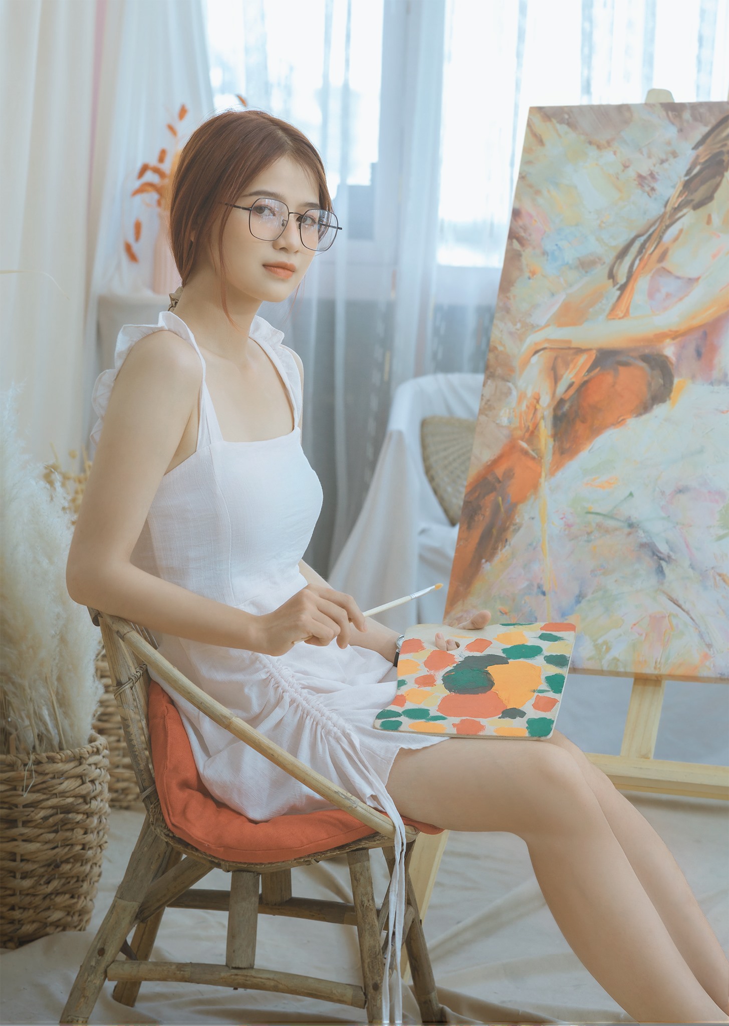 Chụp ảnh concept nàng thơ hoạ sĩ